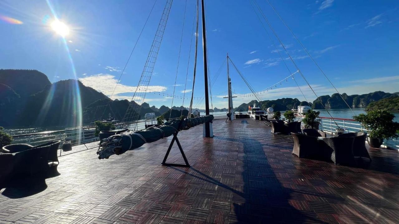 Erina Cruise By Hag Hotel Ha Long Exterior photo